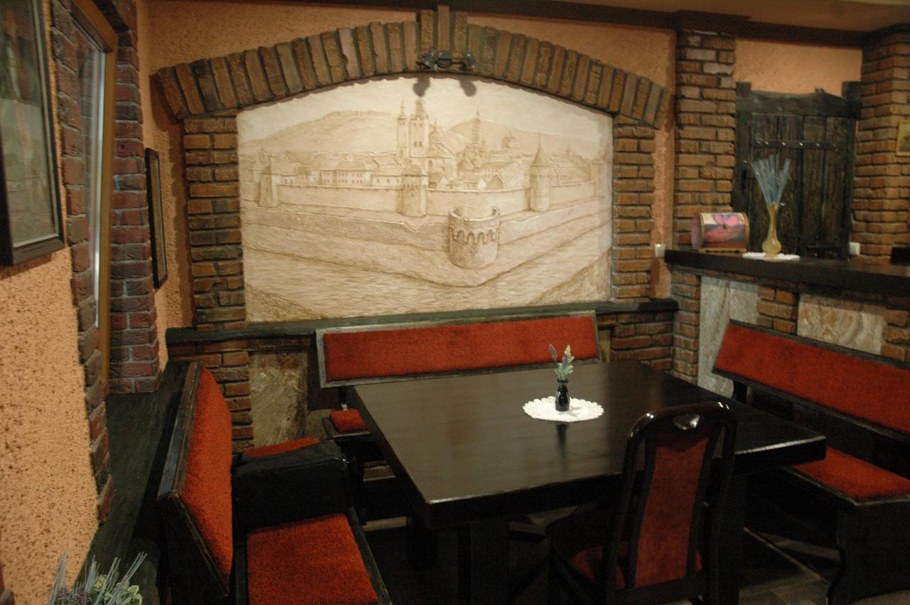 Guest House Lviv Extérieur photo