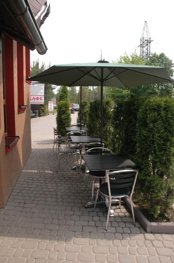 Guest House Lviv Extérieur photo