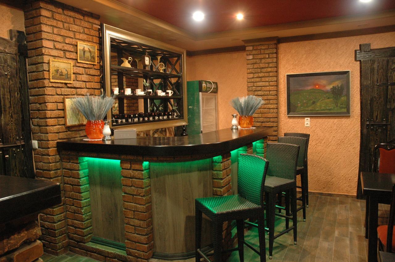 Guest House Lviv Extérieur photo
