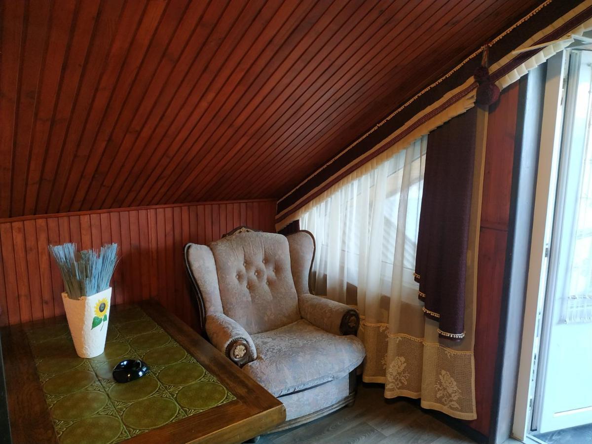 Guest House Lviv Extérieur photo
